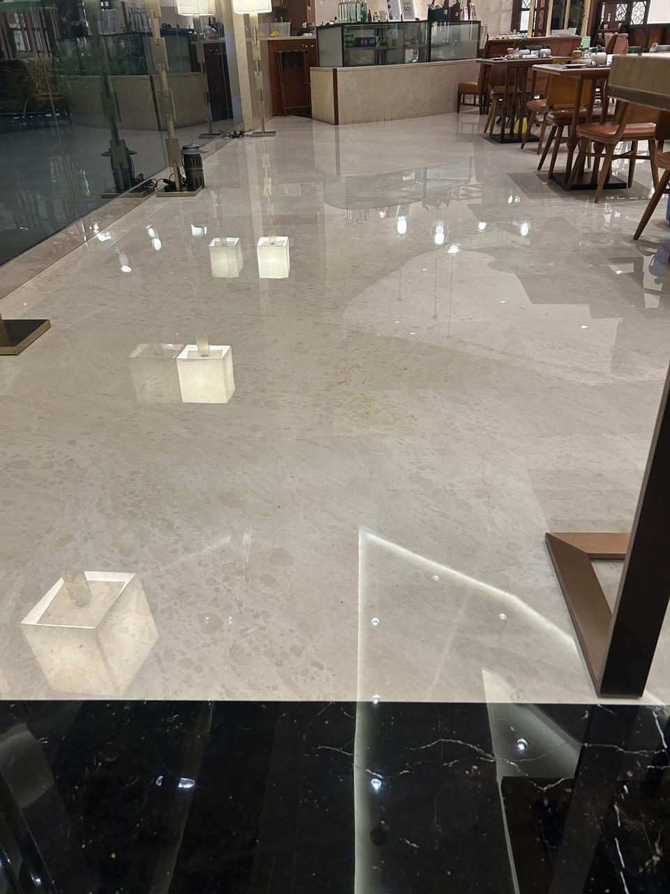 Hotel restaurant cream marble polishing